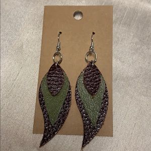 Genuine leather handmade earrings with jewels